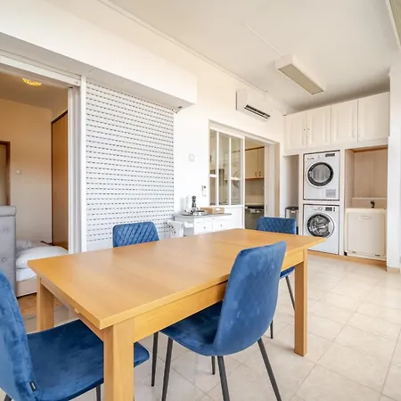 Beguest Dream House *