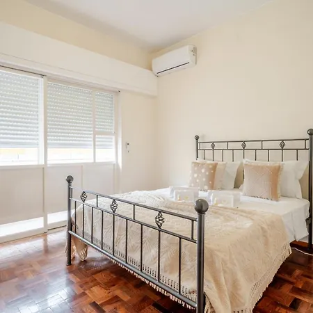 Beguest Dream House *