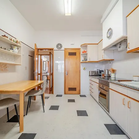 Beguest Dream House بيت للعطل لول